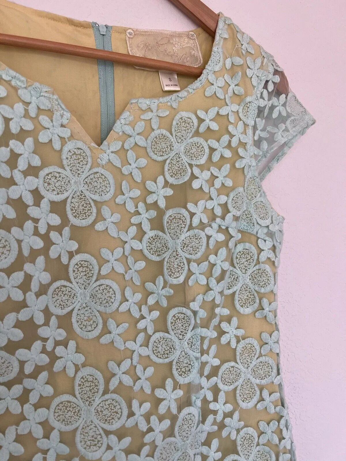 ANTHROPOLOGIE Nick & Mo Floral Blue Dress Sz S Lace Overlay 3/4 Sleeves Coquette