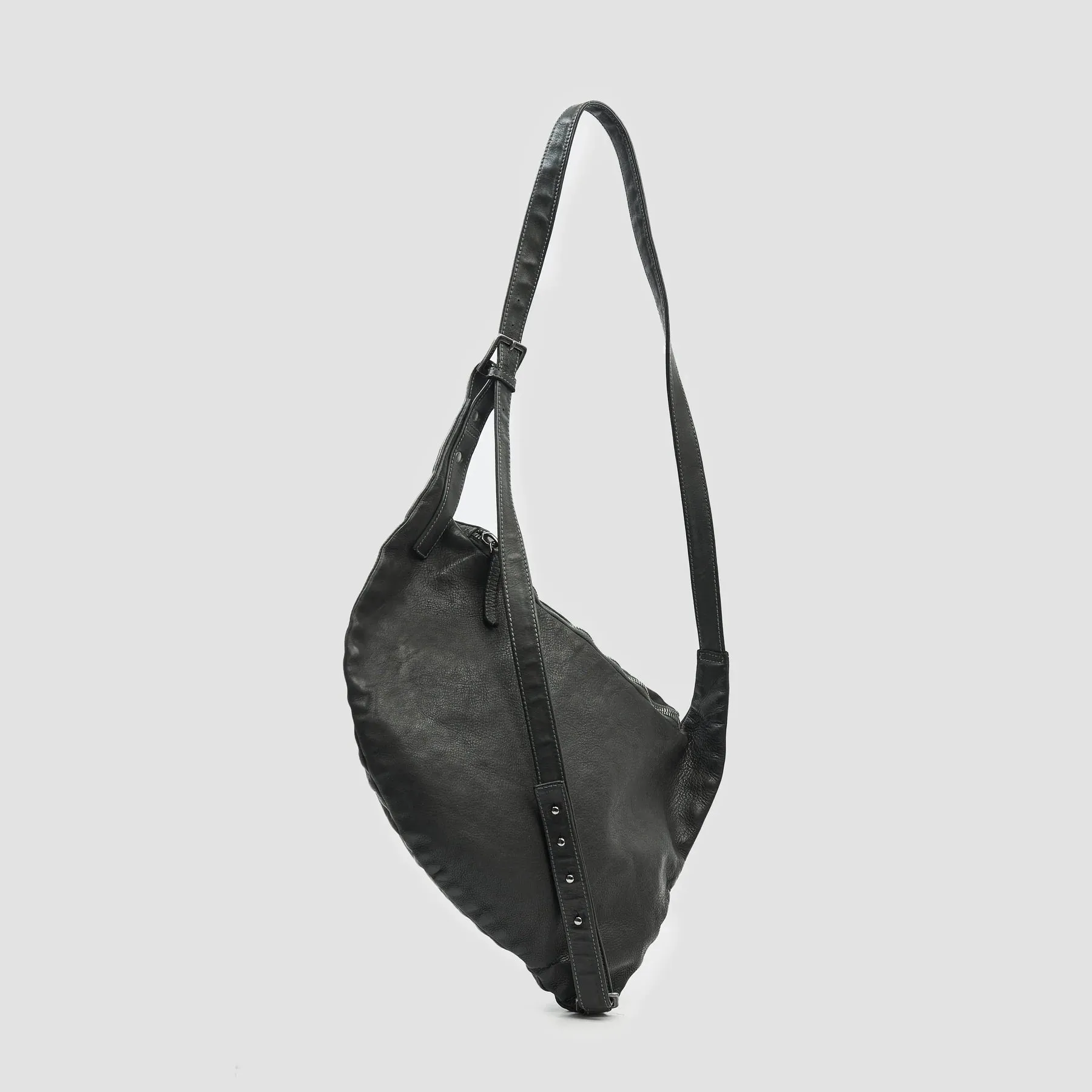 ARTU' SKEWED BLACK