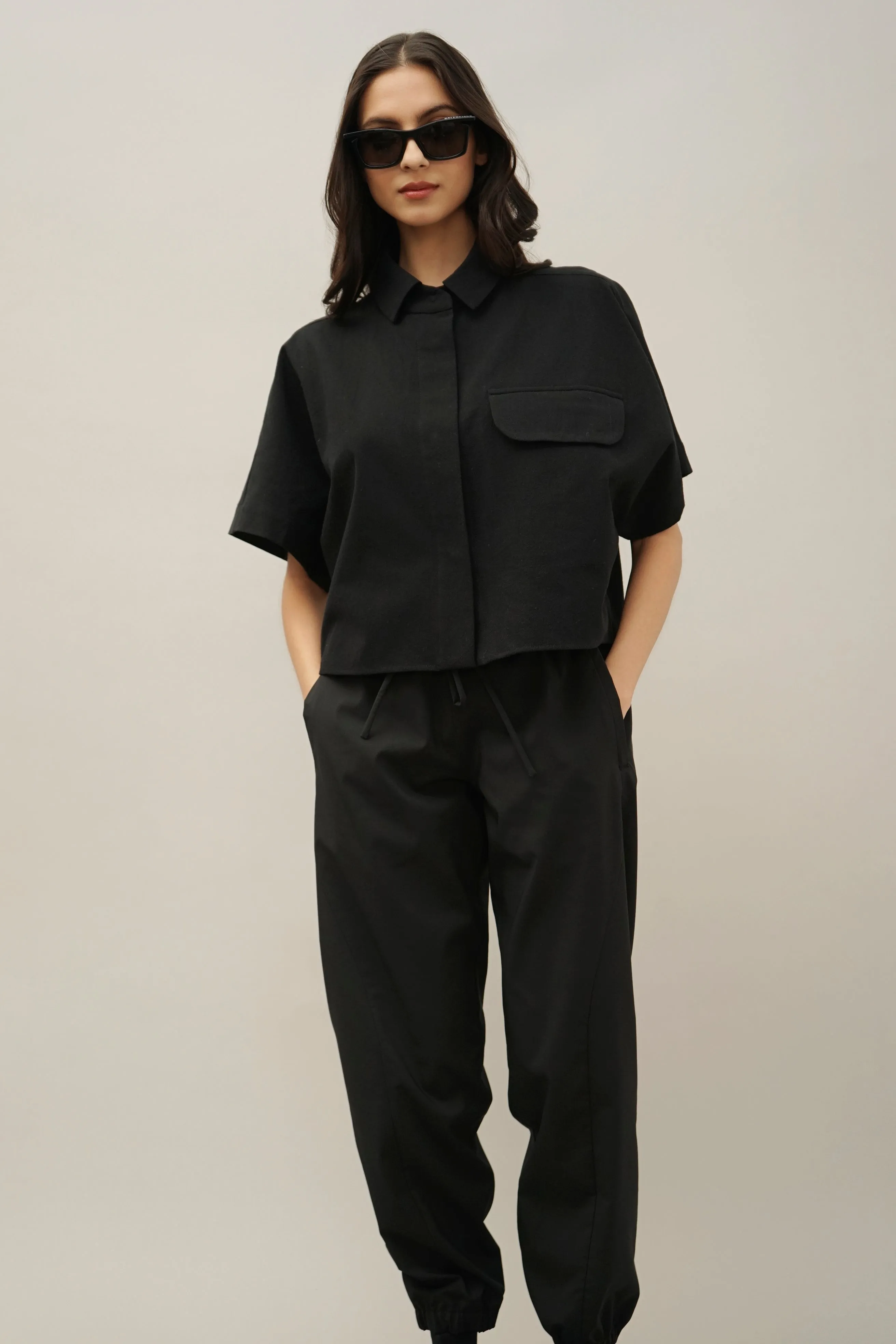 Avram Black Short-Sleeve Button-Down Shirt – Relaxed Fit