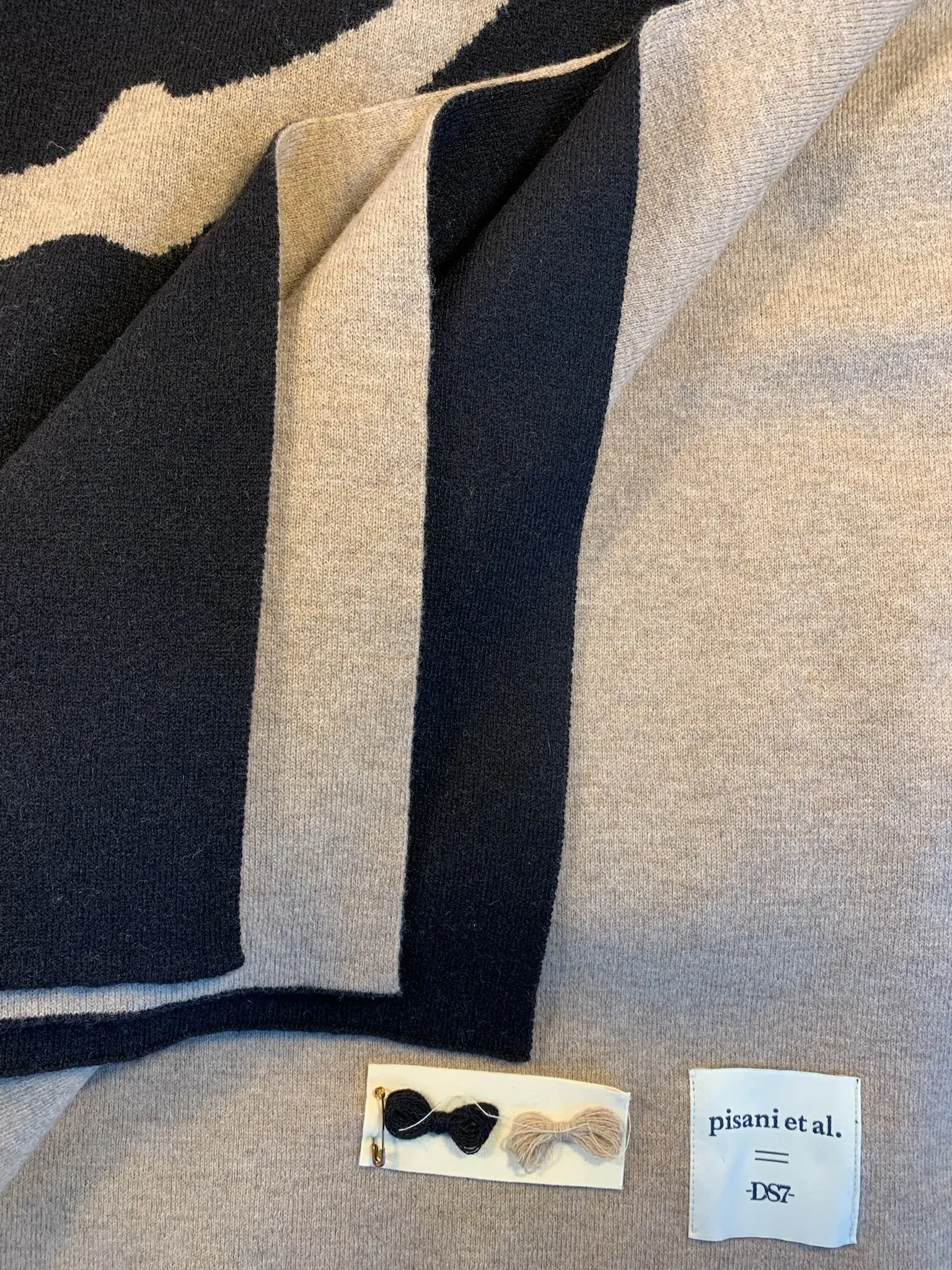 Eterna Wool Blanket - Nero & Mink