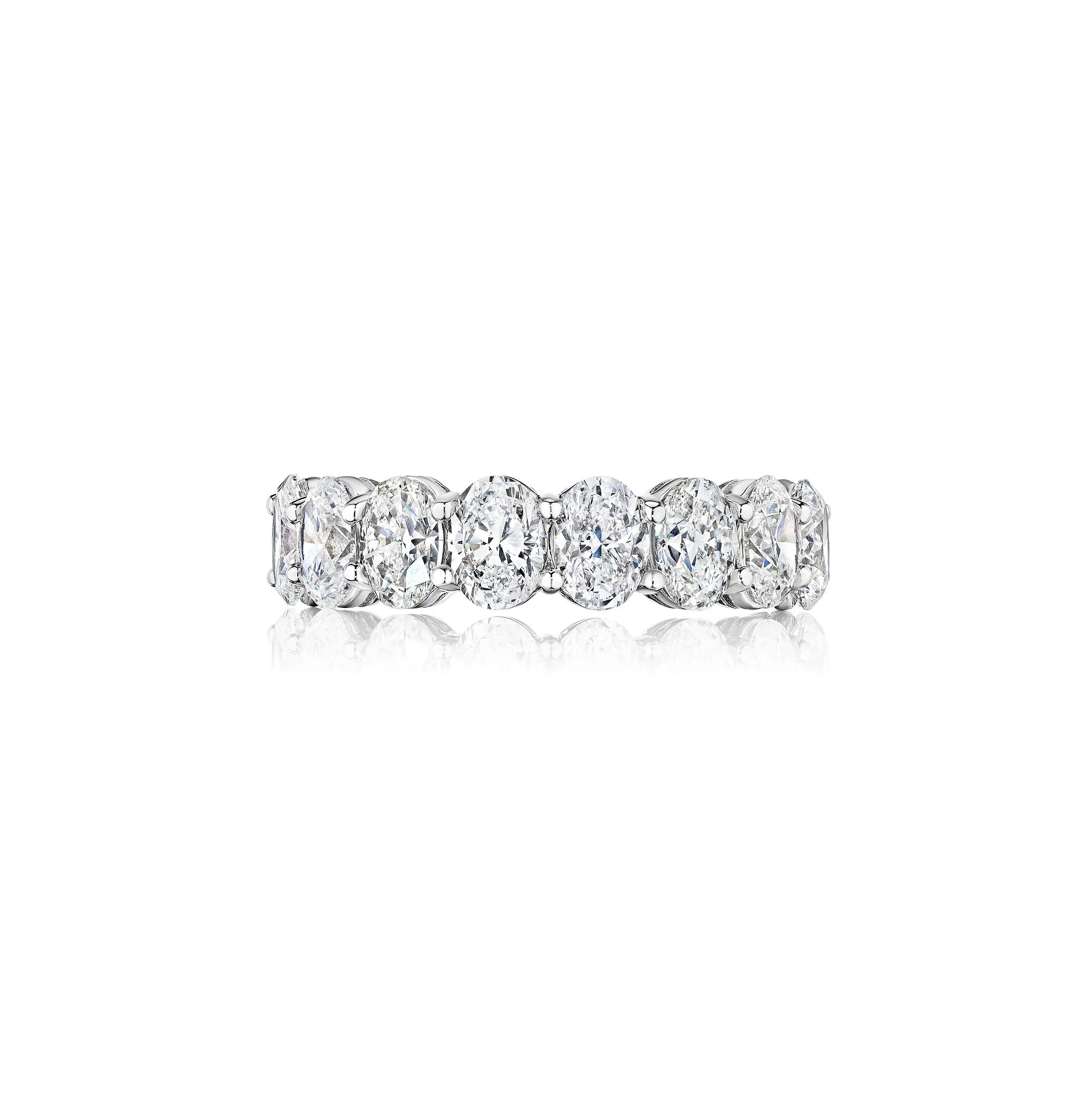 Fink's Exclusive Oval Diamond Band in Platinum