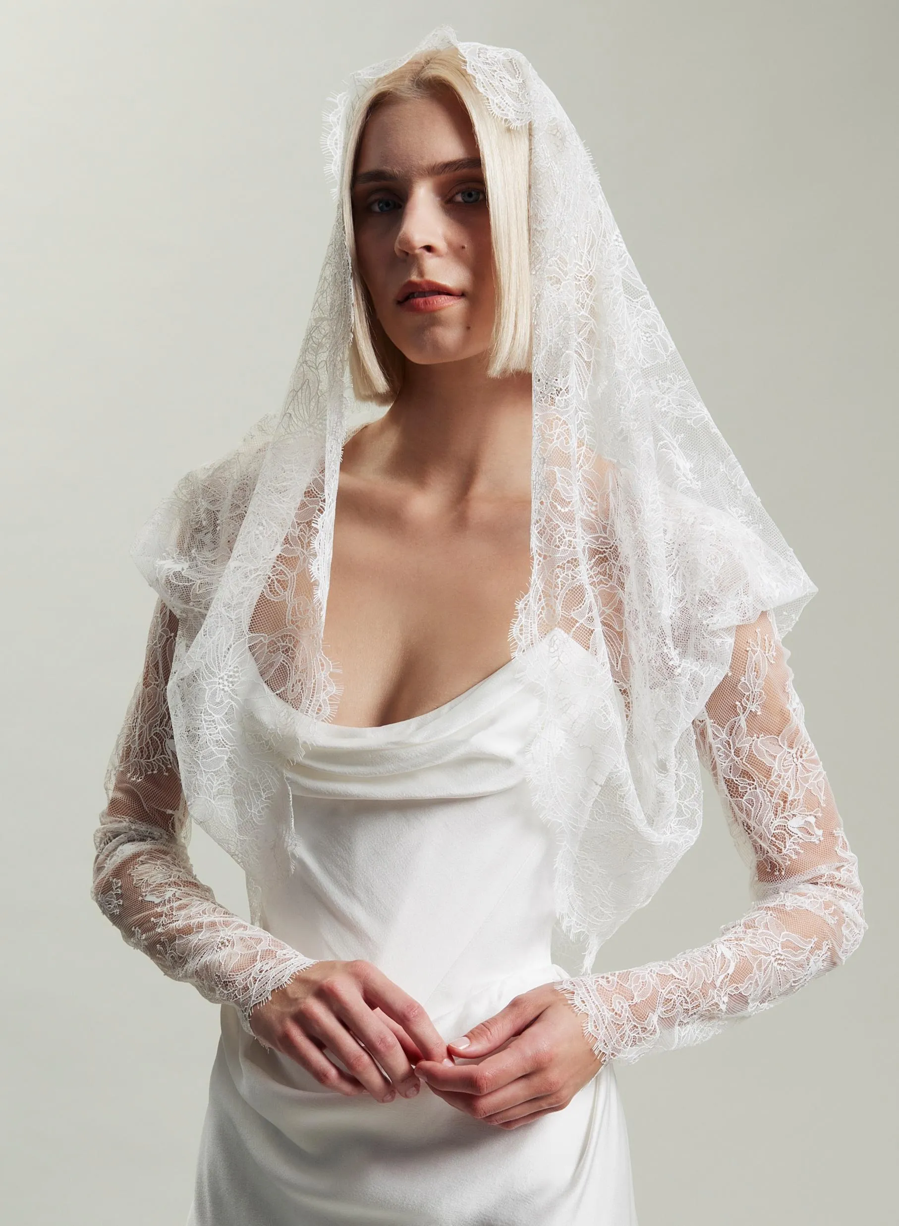 Fishu blouse / lace fishu blouse