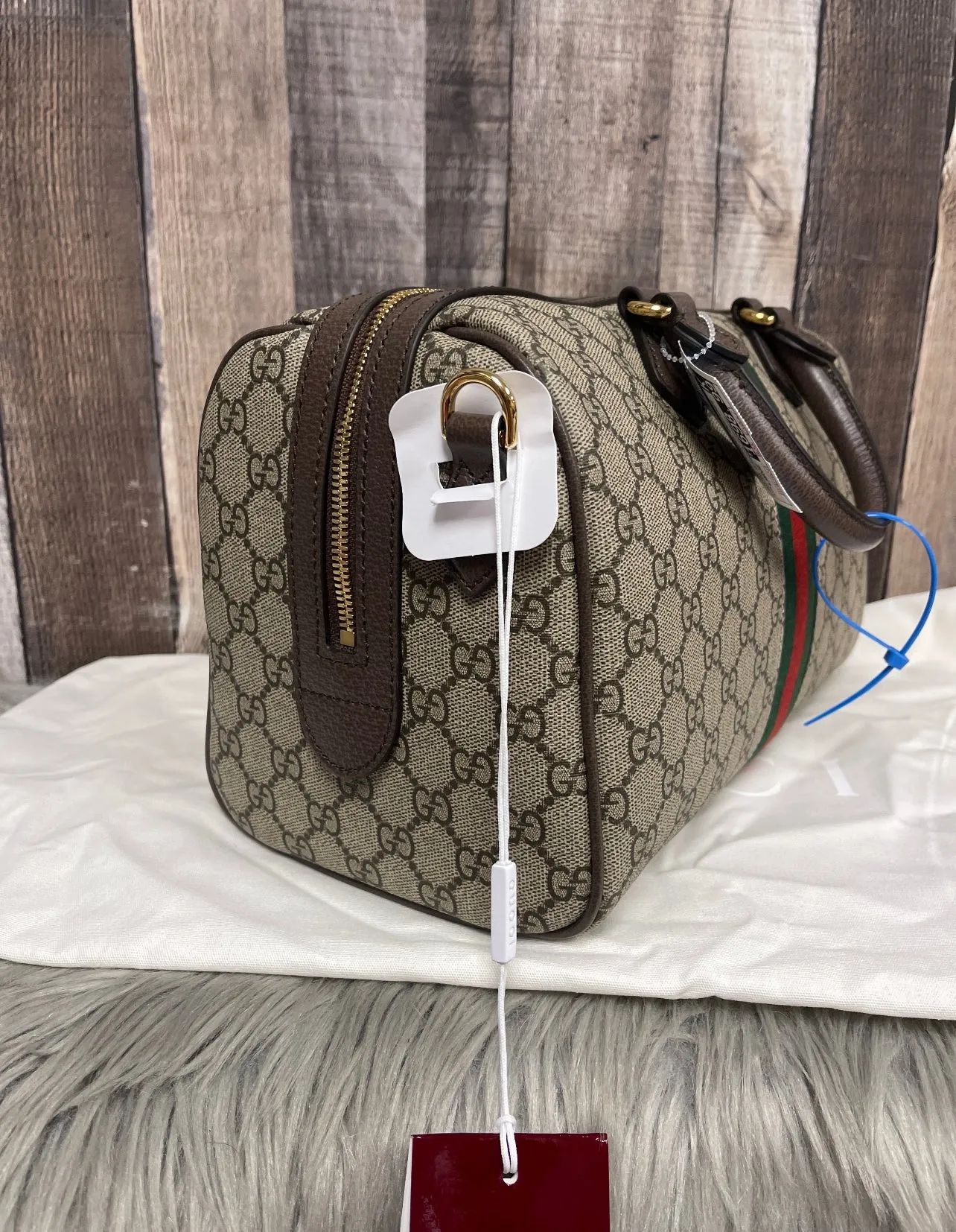 Handbag Luxury Designer By Gucci, Size: Large