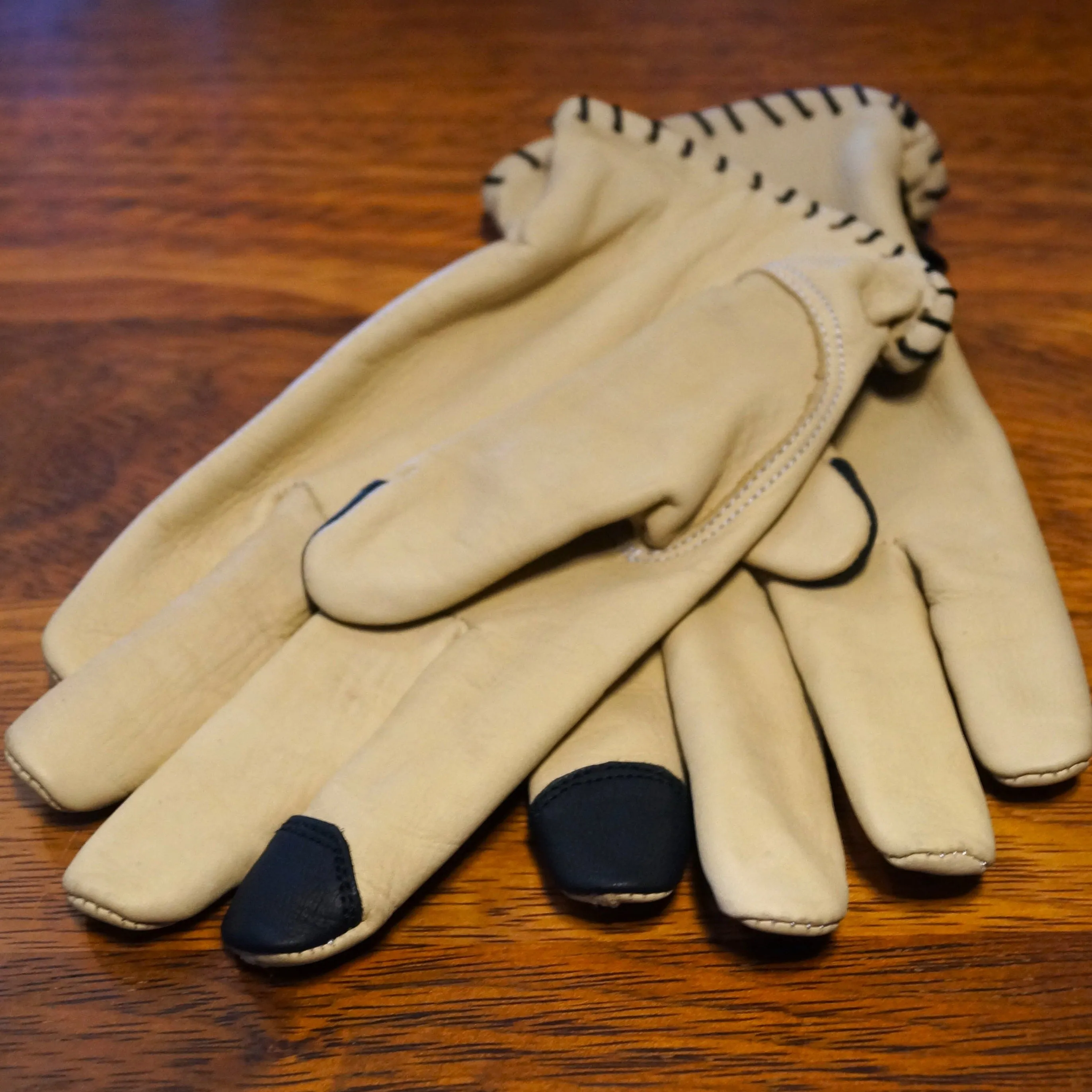 Husky Summer Glove (Tan) - Filthy Leather Co.
