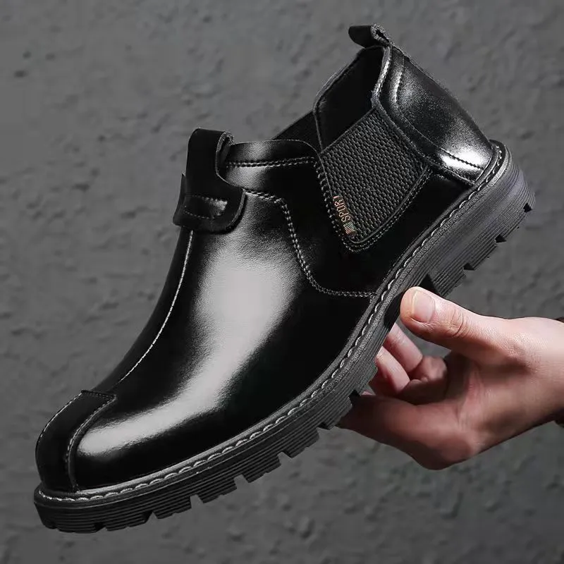 INSTOCK- Simple boots men's retro British leather boots