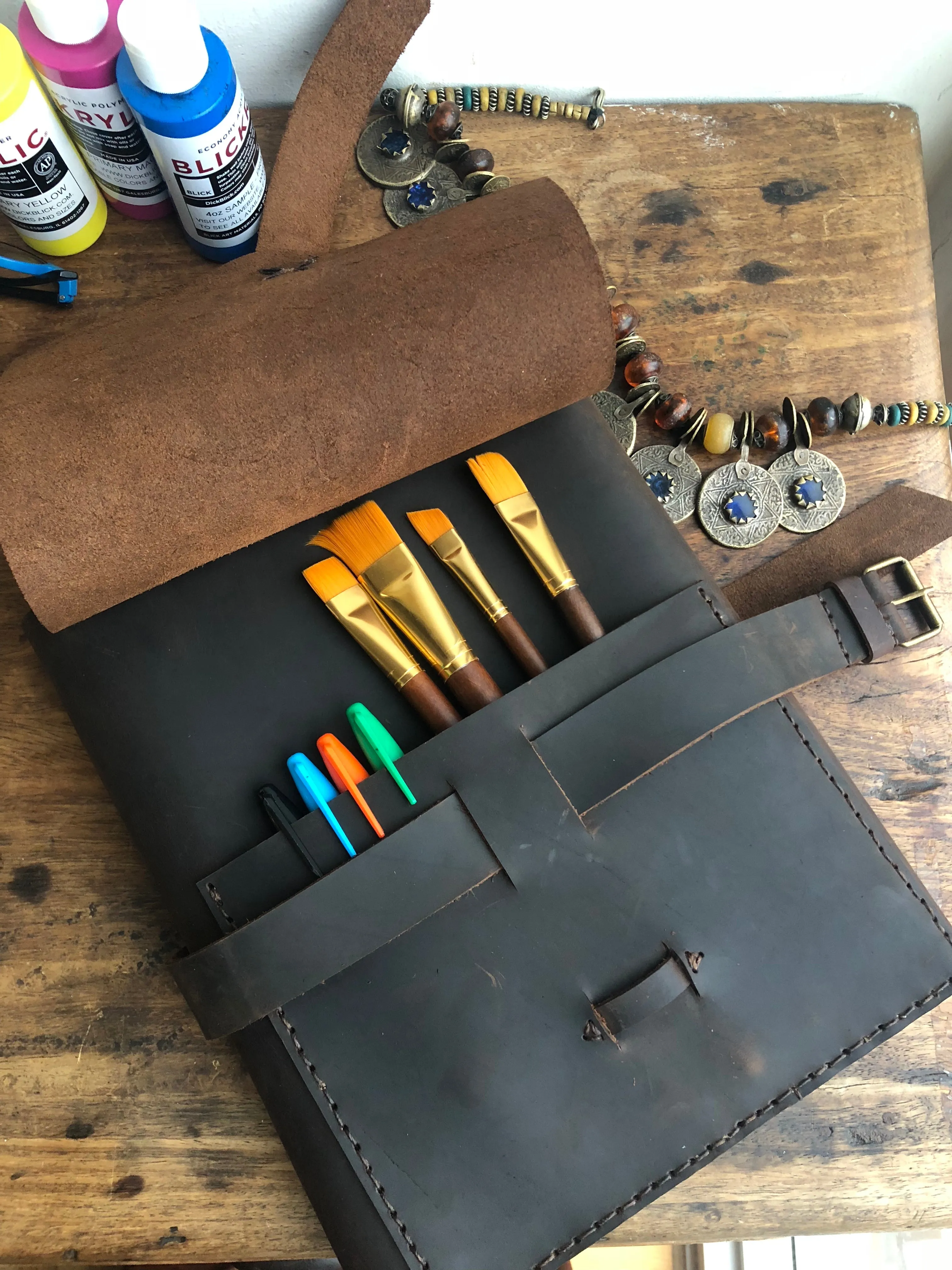 Large Sketchbook / Handmade Leather Refillable Sketchbook / iPad Pocket / Pencil Holder