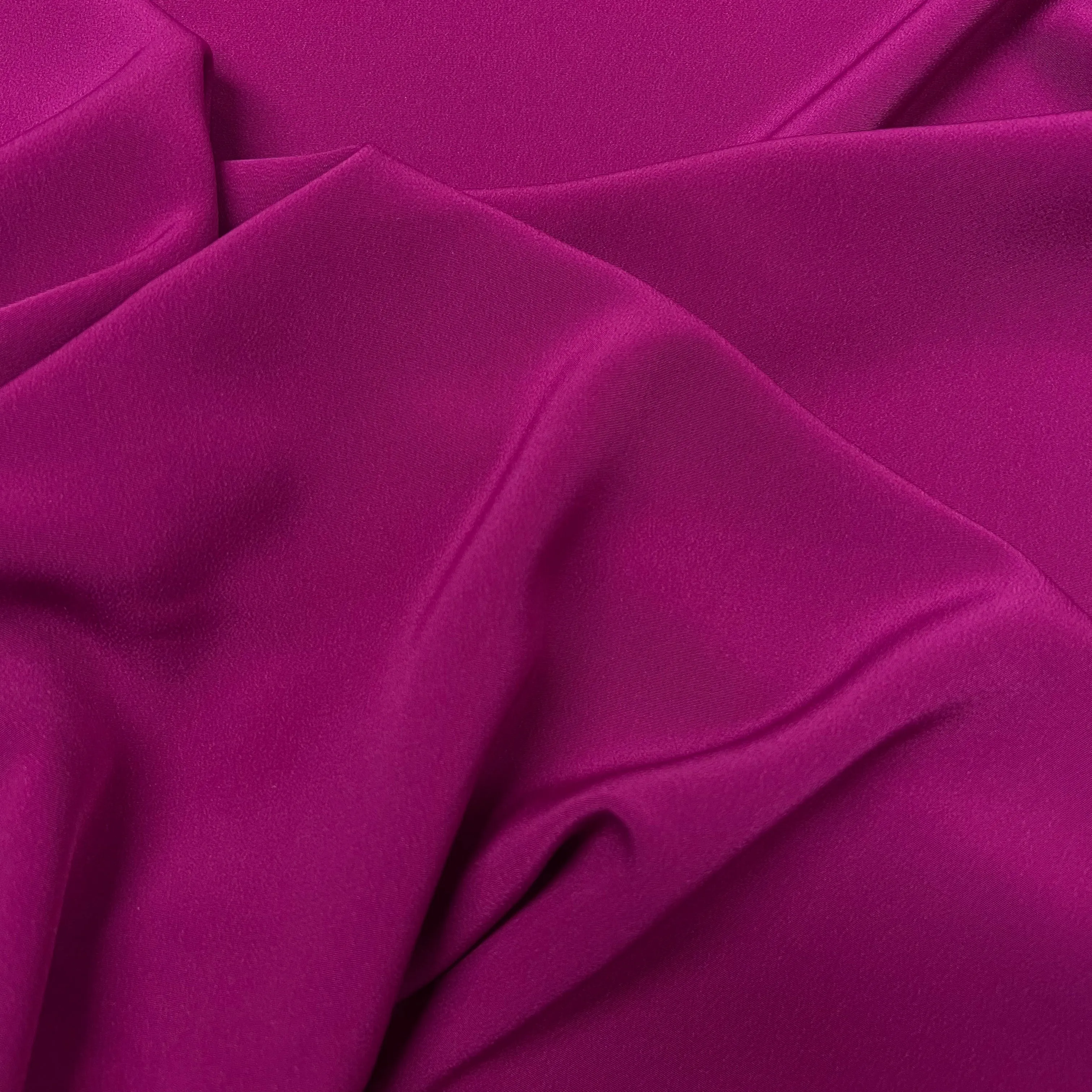 Luxury Crepe - Cerise