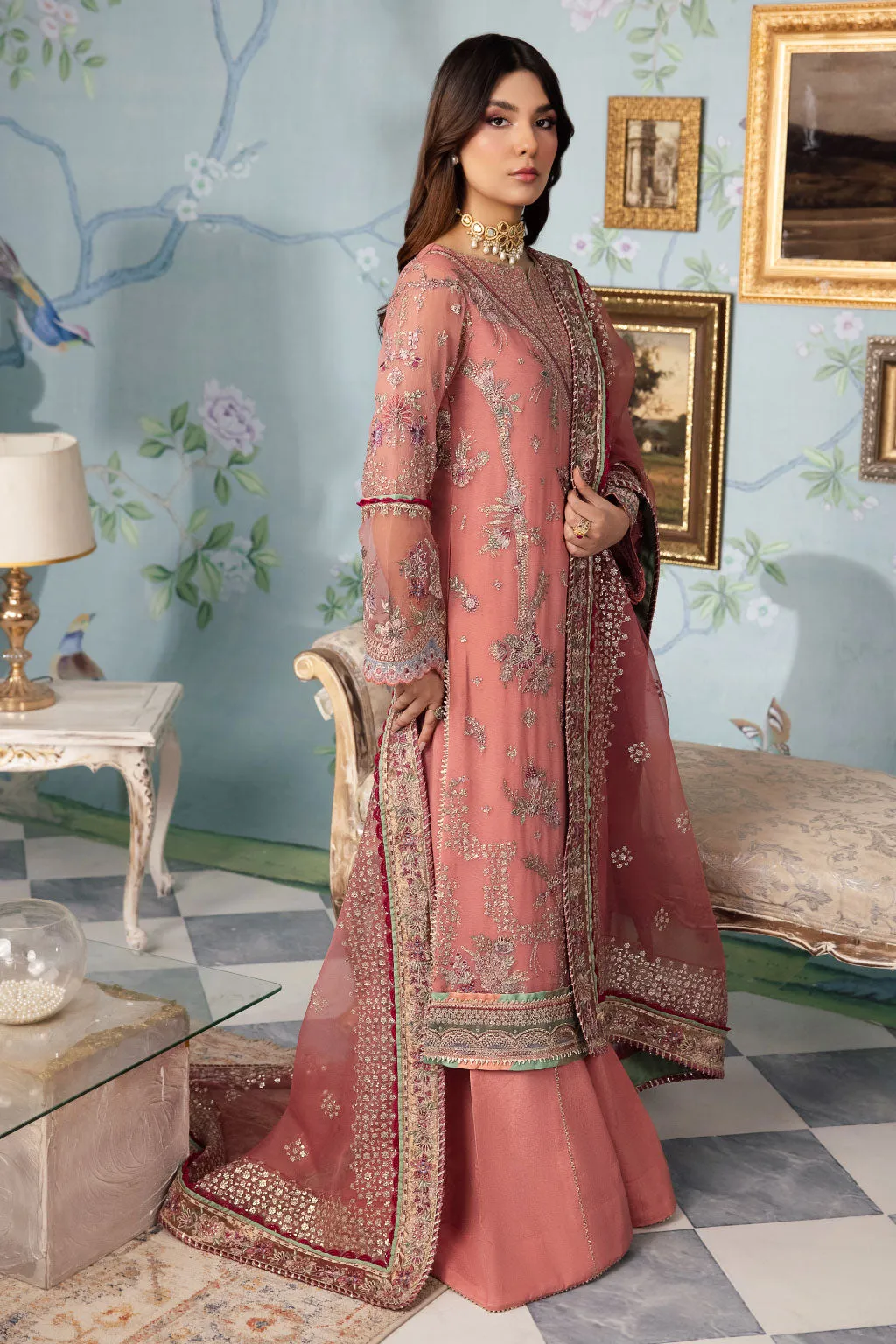 Luxury Light Pink Embroidered Pakistani Salwar Kameez Dupatta Suit