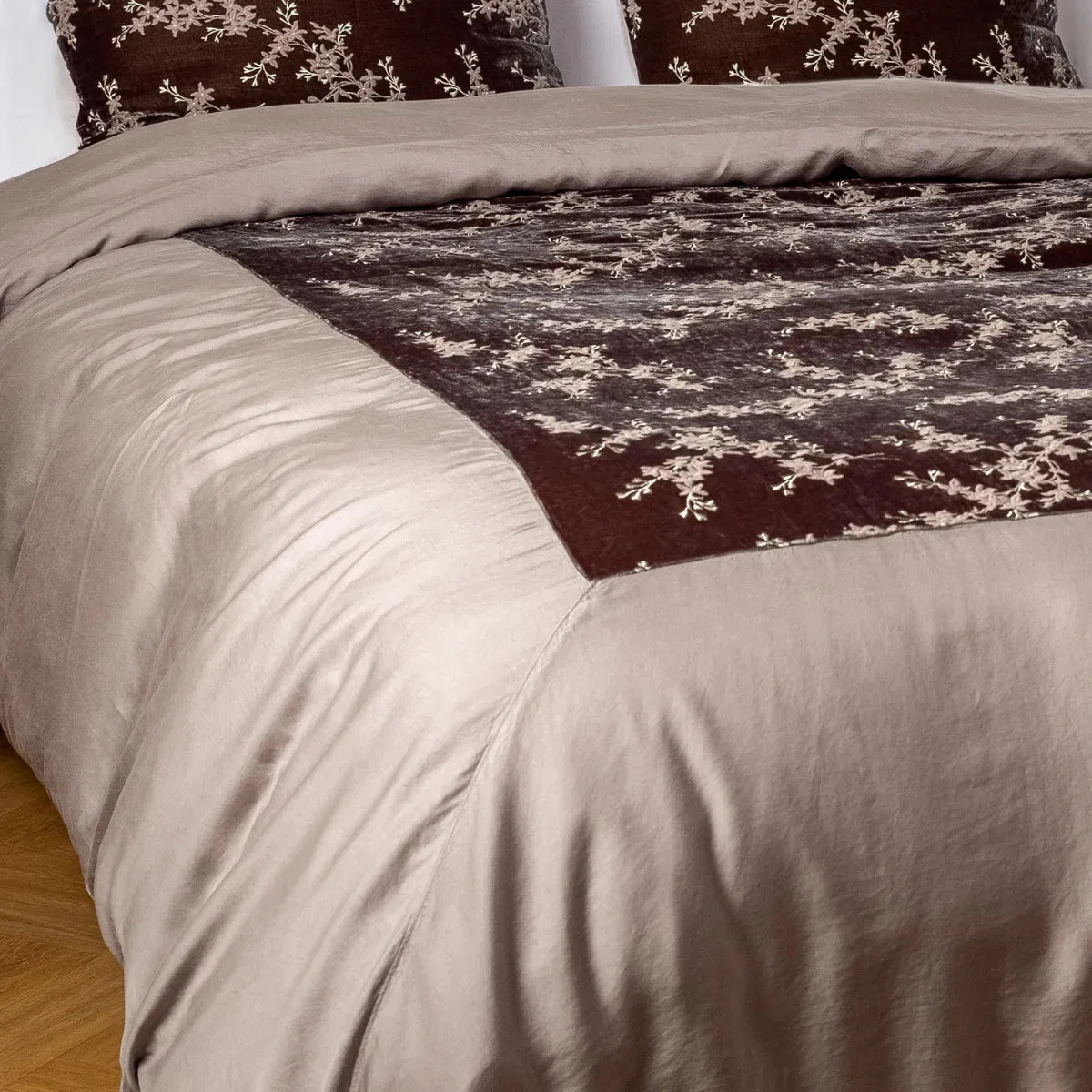 Lynette Luxe Duvet Cover
