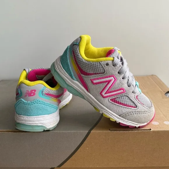 New Balance 888 Toddler Grey/Pink Sneakers- SZ 5 C
