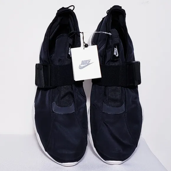 ⤵️NEW! NIKE Komyuter sneakers Men Size 10