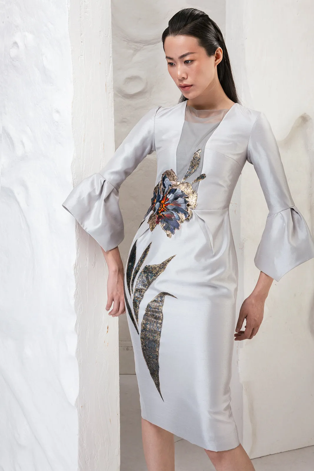 POPPY-PAINTED VOLUMINOUS SLEEVE MIDI DRESS