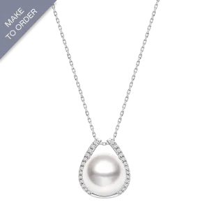 South Sea Pearl 18K Gold Diamond-Encrusted Haute Jewelry Modern Necklace