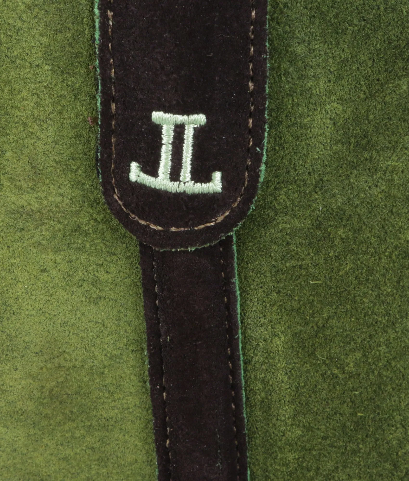 Stead :: Olive   Leaf