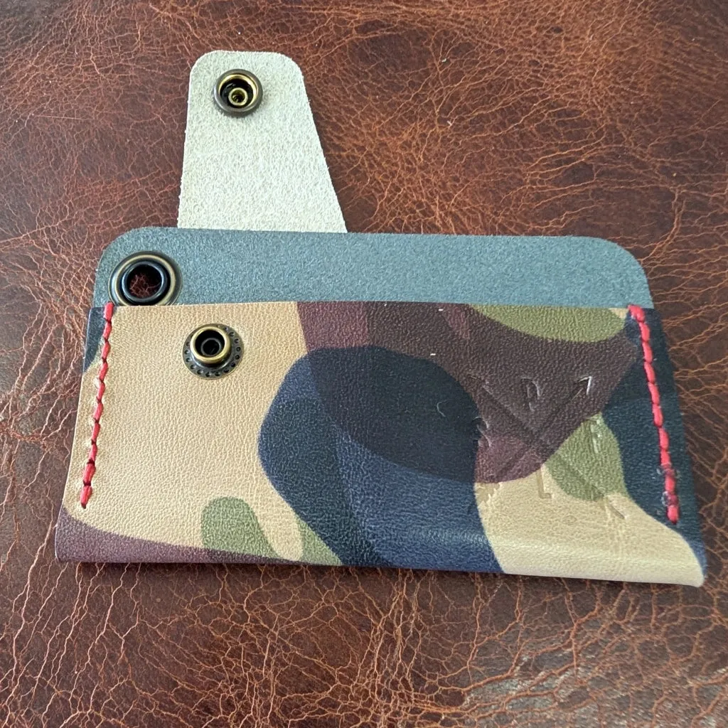 The RSO minimalist wallet | Camo Editions