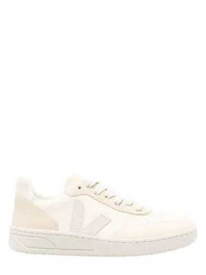 Veja V-10 Chromefree Leather in Multico/Cashew/Pierre
