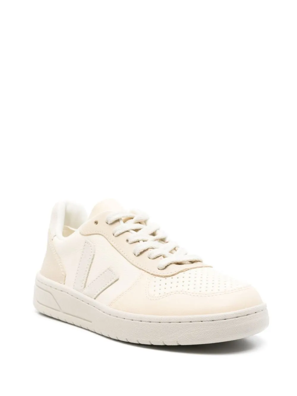 Veja V-10 Chromefree Leather in Multico/Cashew/Pierre