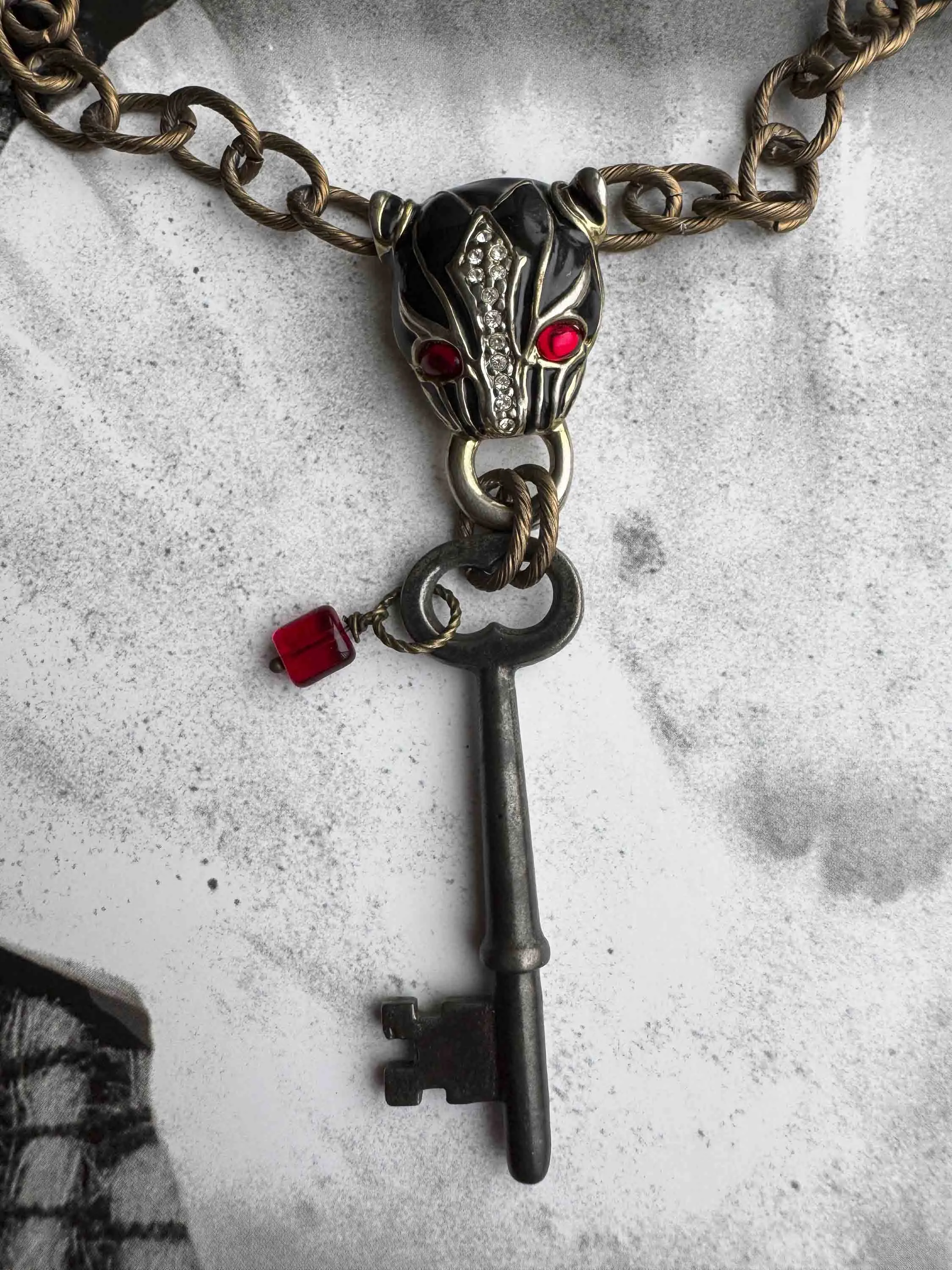Vintage Chain Necklace with Panther Pendant & Key – Bold Statement Piece