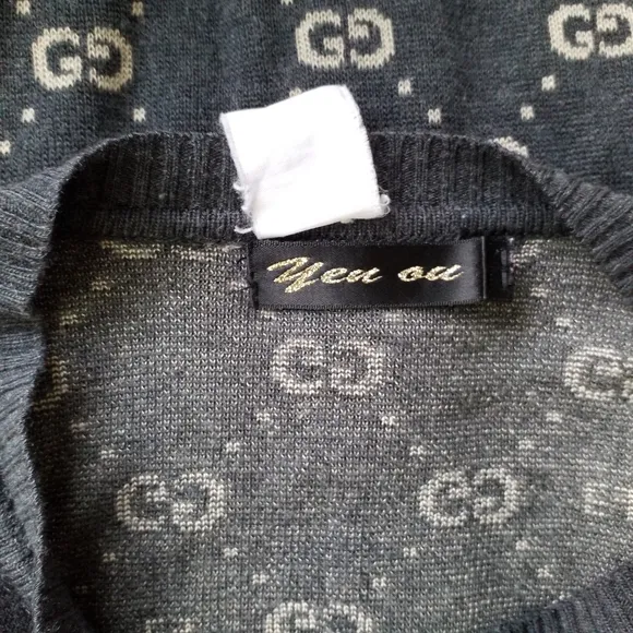 Vtg 80s made in Taiwan grey wool blend diamond pattern luxury designer cardigan